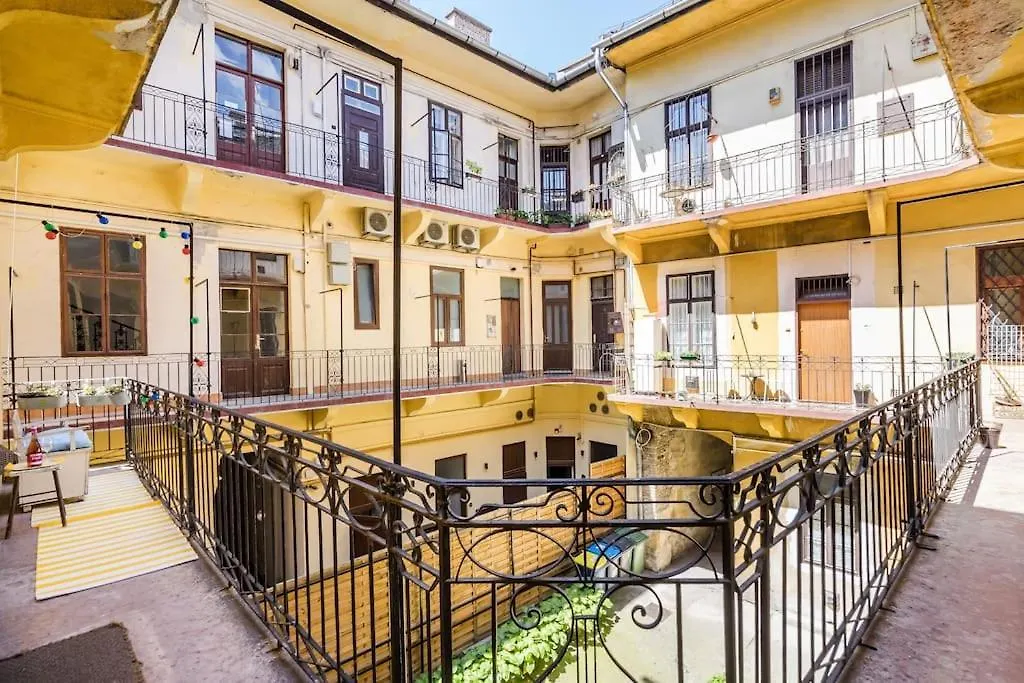 Catch The Flame Apartment Budapest Hongrie